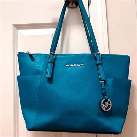 michael kors turquoise jet set bag